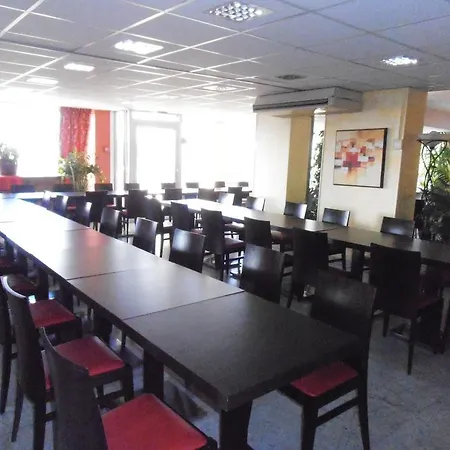 Saint Roch Hotel 3*