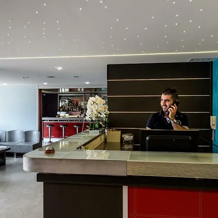 Saint Roch Hotel 3*