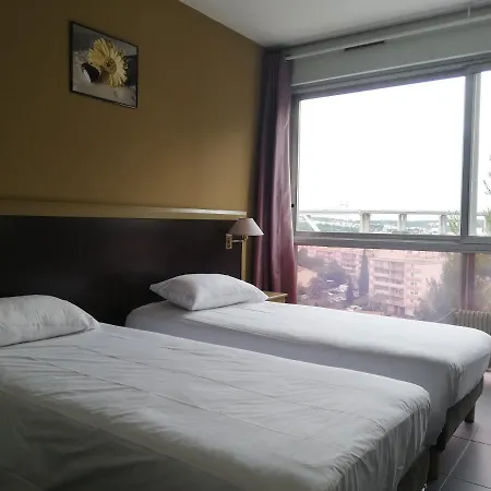 Saint Roch Hotel 3*